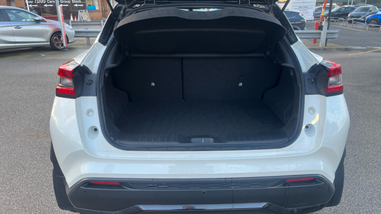 Nissan Juke 1.0 DiG-T 114 Tekna+ 5dr Petrol Hatchback